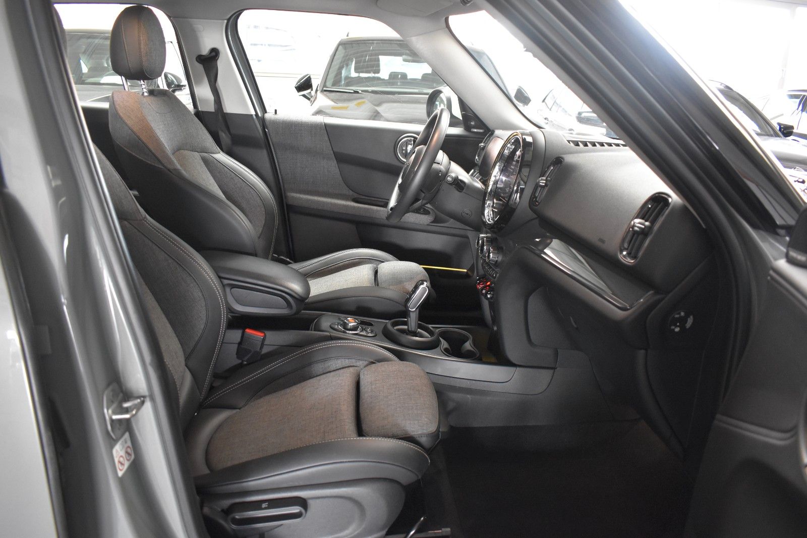 MINI Cooper D Countryman All4 Chili - Samsaru's Car Outlet