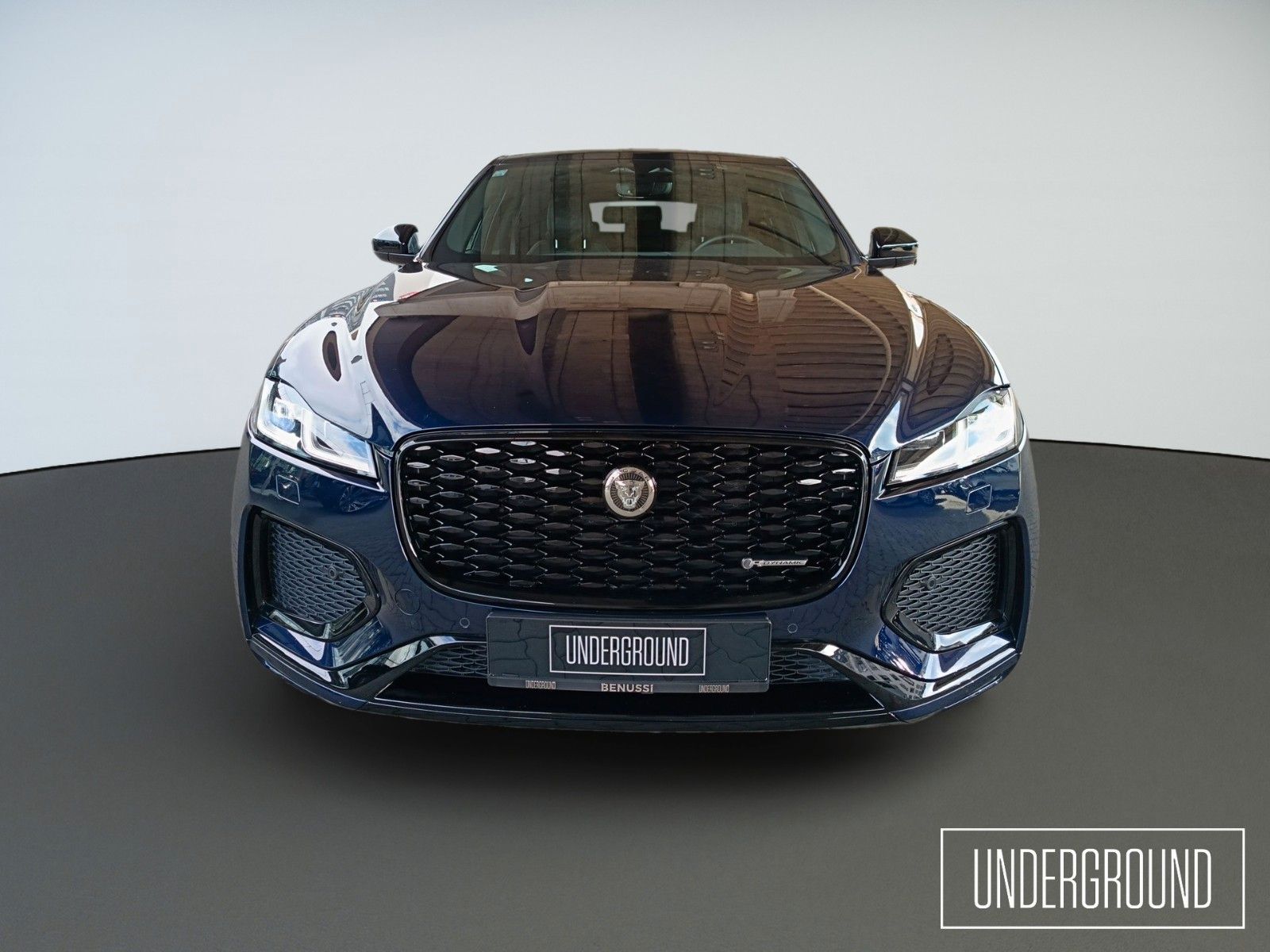 Jaguar F-Pace D200 R-DYNAMIC SE AWD