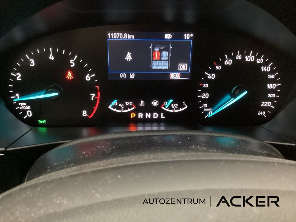 Ford Focus 1.0 EcoBoost MHEV Titanium 7AT iACC -46%*