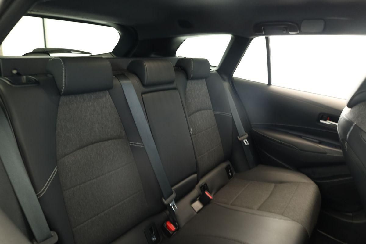 Toyota Corolla Touring Sports 2.0 CVT Team D Navi Kam