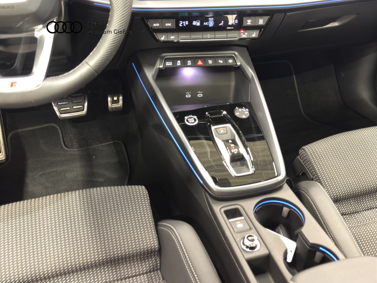 Audi A3 Sportback 35 TFSI S line Pano SONOS Matrix-LE