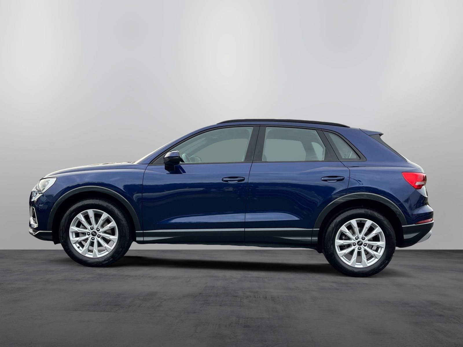 Audi Q3 35 TDI quattro S-tronic - Samsaru's Car Outlet