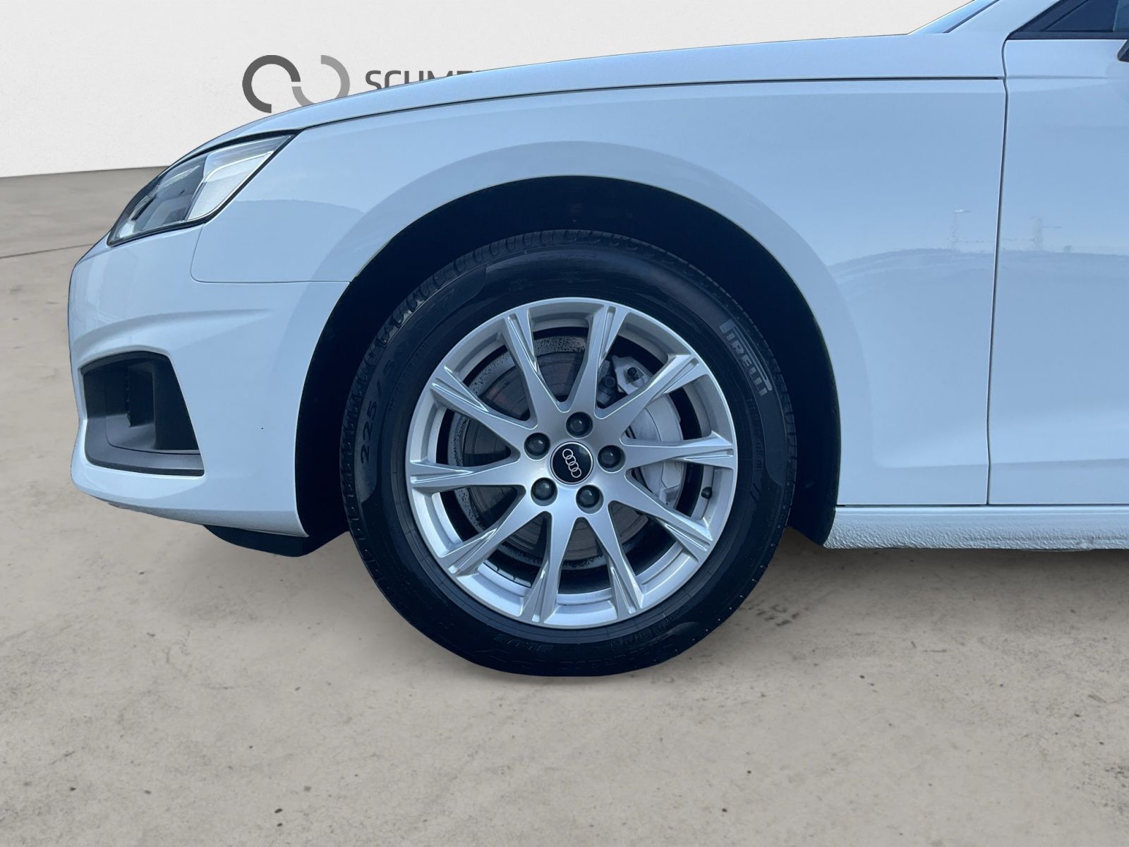 Audi A4 Avant 40 TDI S tronic Business - Samsaru's Car Outlet
