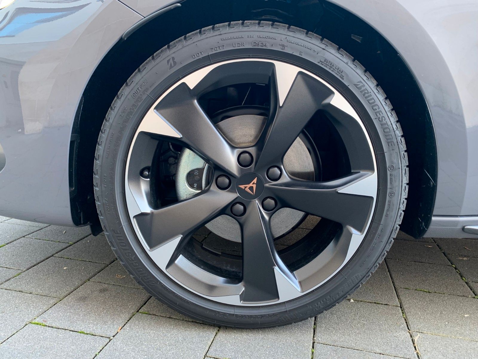 Cupra Leon ST 1.5 eTSI 150PS DSG - Samsaru's Car Outlet