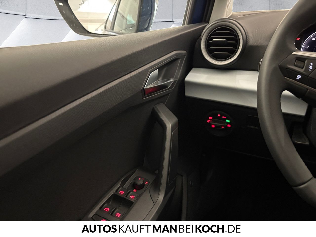 Seat Arona 1.0 TSI DSG Road Ed SOUND NAVI PDC V+H AHK