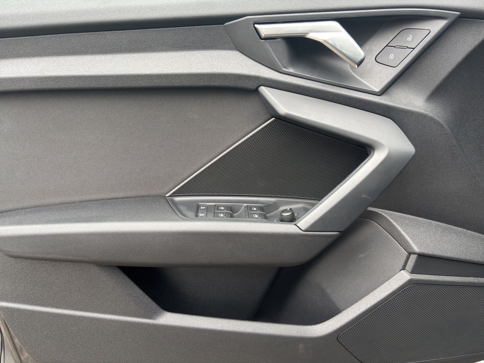 Audi A3 Sportback 35 TFSI S Line LED, SHZ, GRA