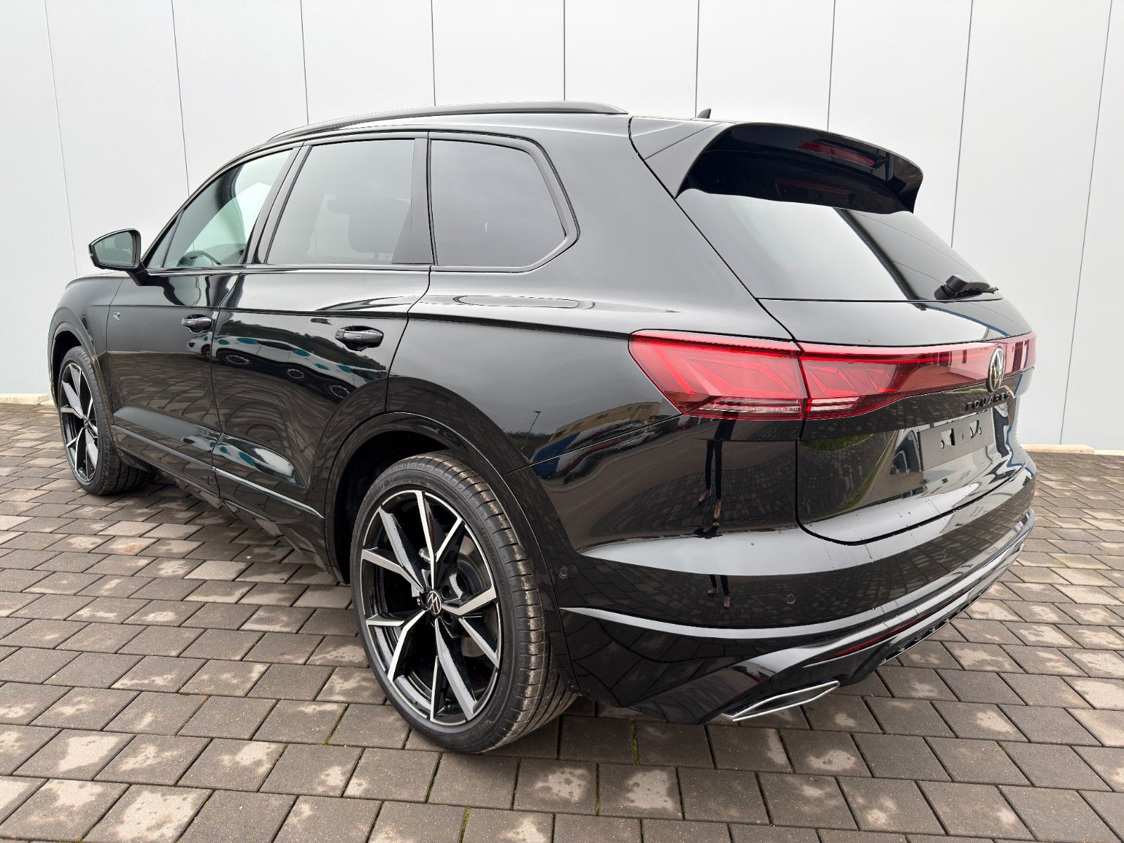 Volkswagen Touareg 3.0 TDI 210 kW 4Motion R-Line/VOLL