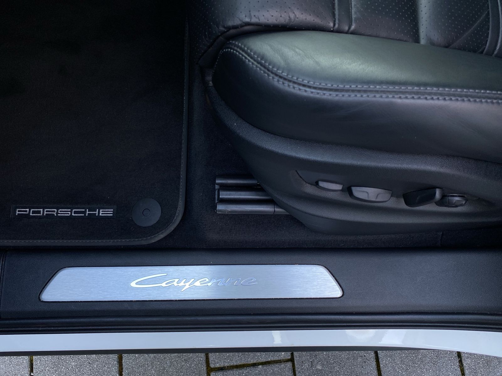 Porsche Cayenne E-Hybrid |BOSE |Panorama |Komfortsitz