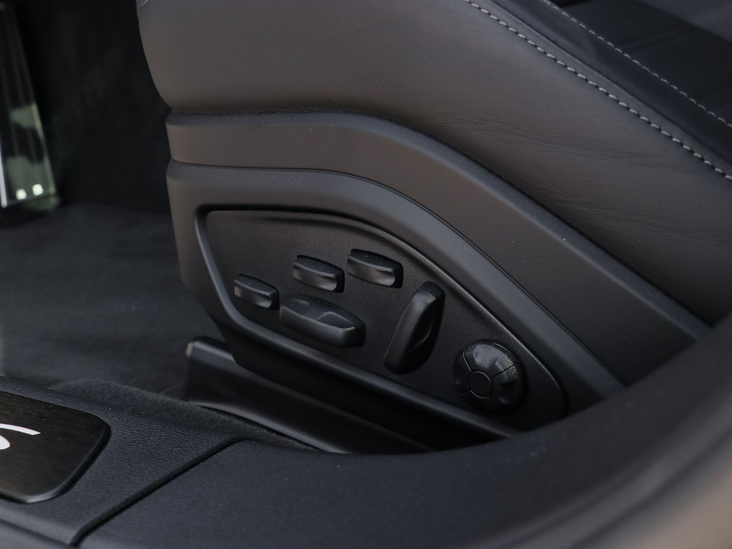 Porsche Panamera 4S E-Hybrid InnoDrive HUD Surround-View