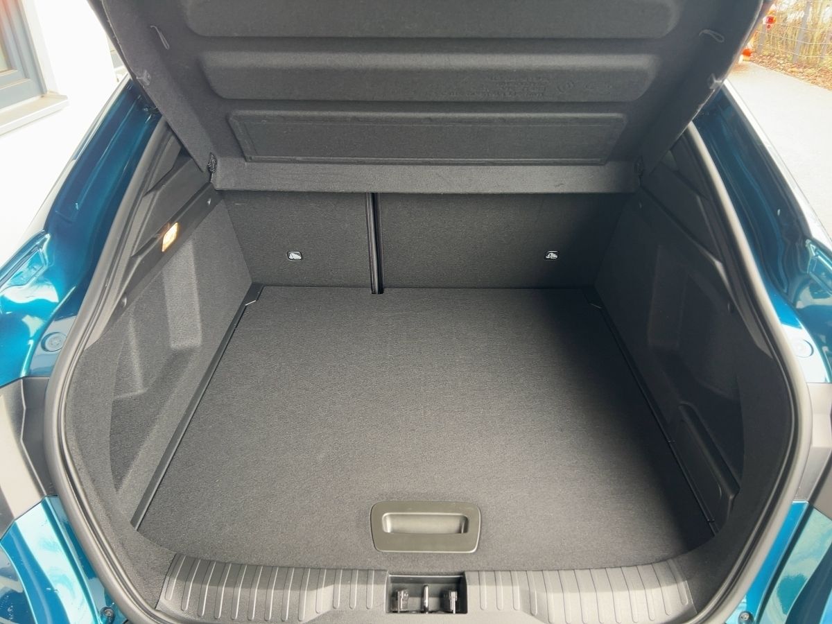 Renault Arkana E-TECH 145 E-Tech Engineered - Samsaru's Car Outlet