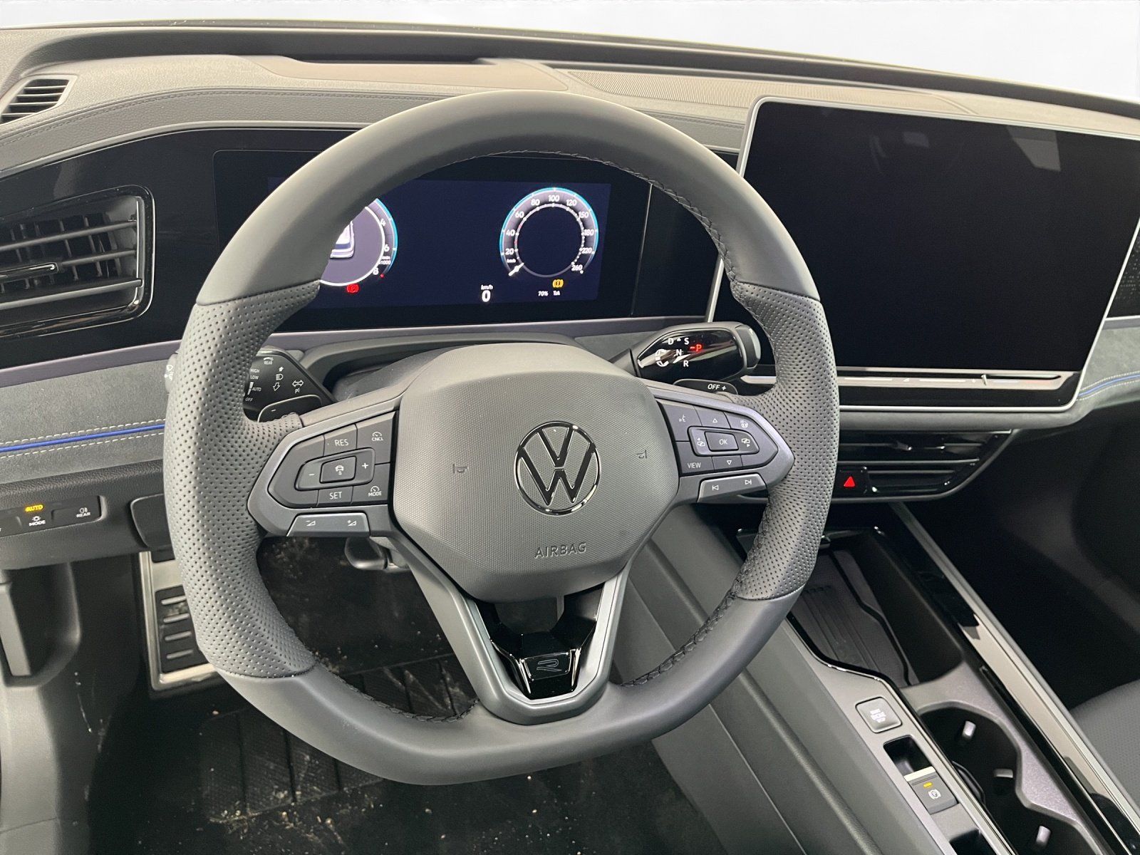 Volkswagen Passat Variant 1.5 TSI eHybrid R-Line | AHK |