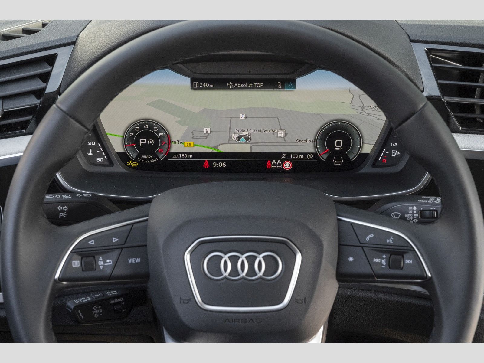 Audi Q3 advanced 40 TFSI quattro S tronic - Samsaru's Car Outlet