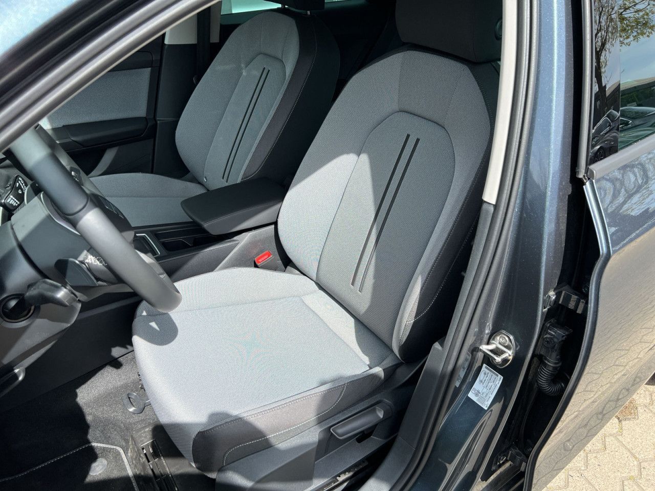 Seat Leon Sportstourer Road Edition 1.5 eTSI 110 kW (