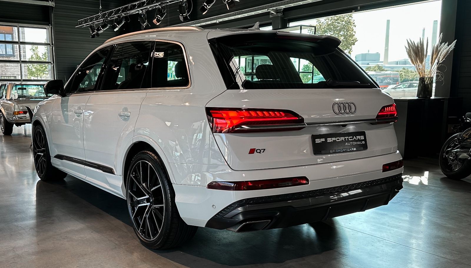 Audi Q7 45 TDI QUATTRO-S LINE-STHZ-1.HAND-19%-MÜNCHEN