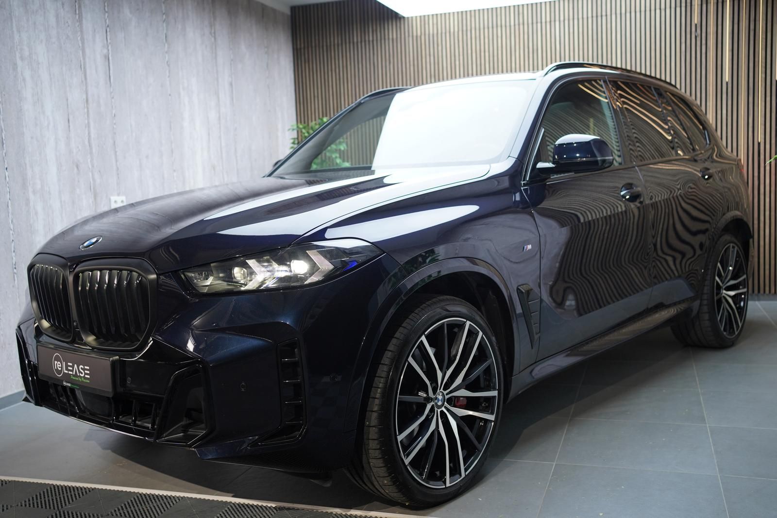 BMW X5 xDrive30d M Sport SoftCl H&K Pano IconGl Luft