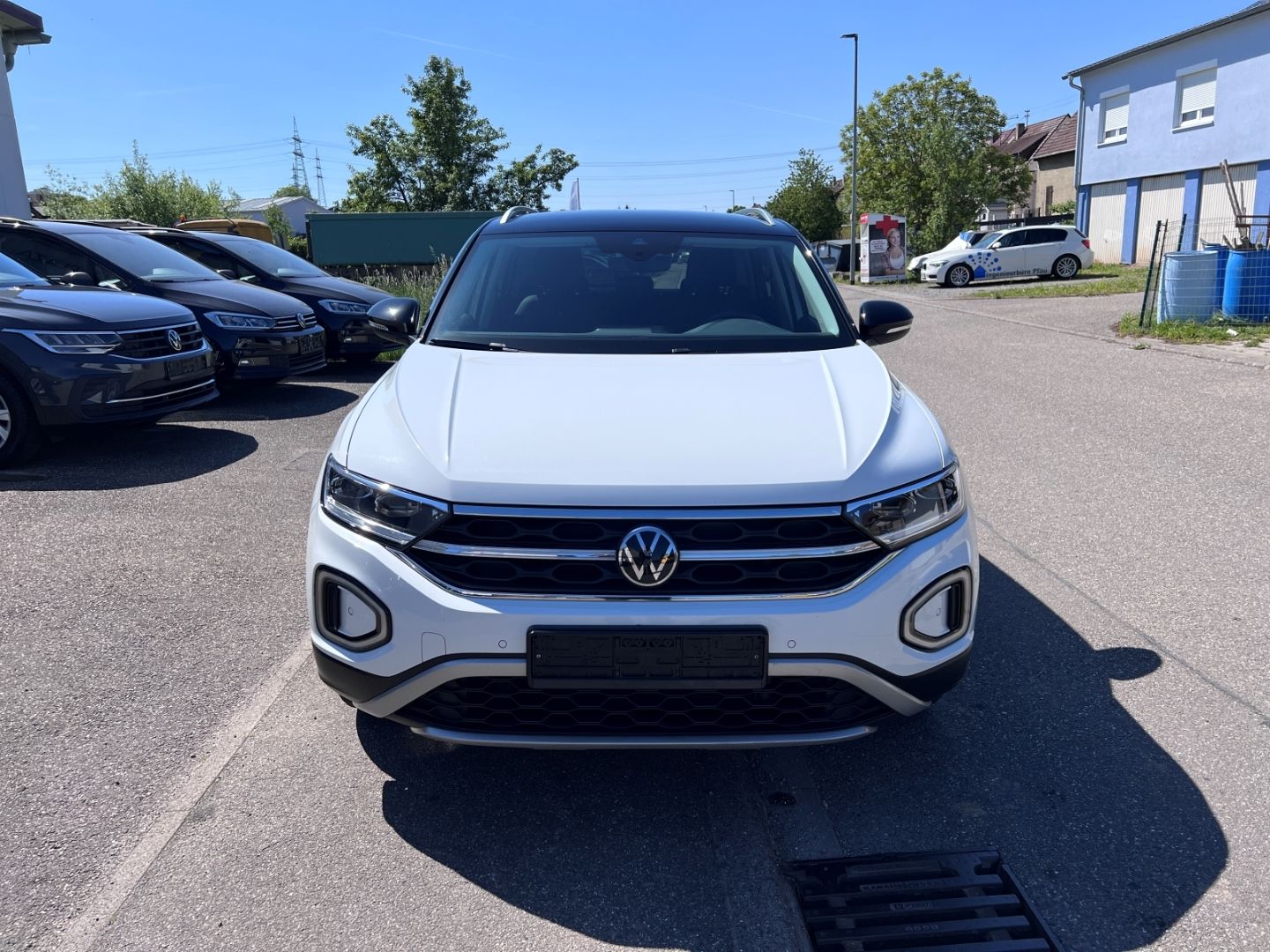 Volkswagen T-Roc 1.0TSI Style - Samsaru's Car Outlet