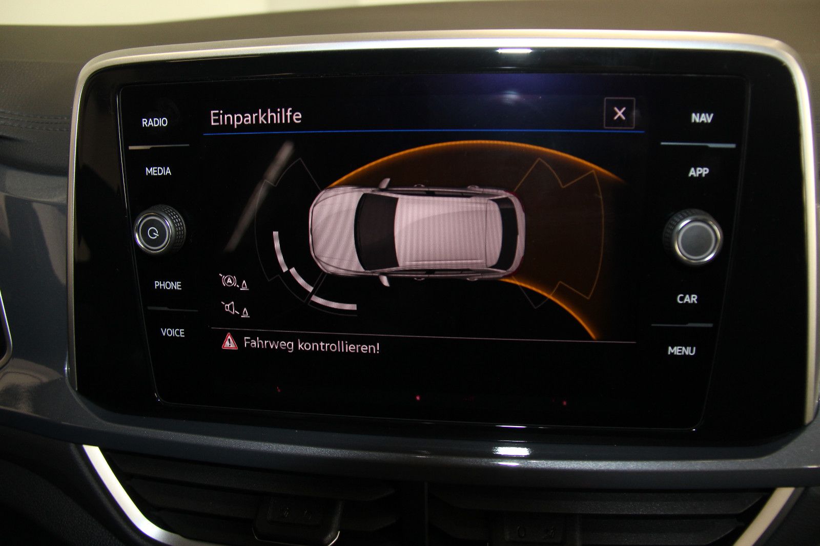 Volkswagen T-Roc Style 1.5 TSI DSG - Samsaru's Car Outlet