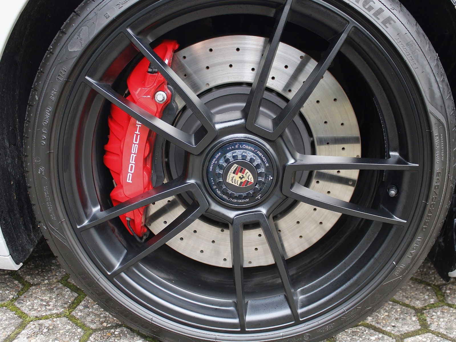 Porsche 992 GTS 4 CABRiO SPORTDESiGN *CARBON*21"TURBO*