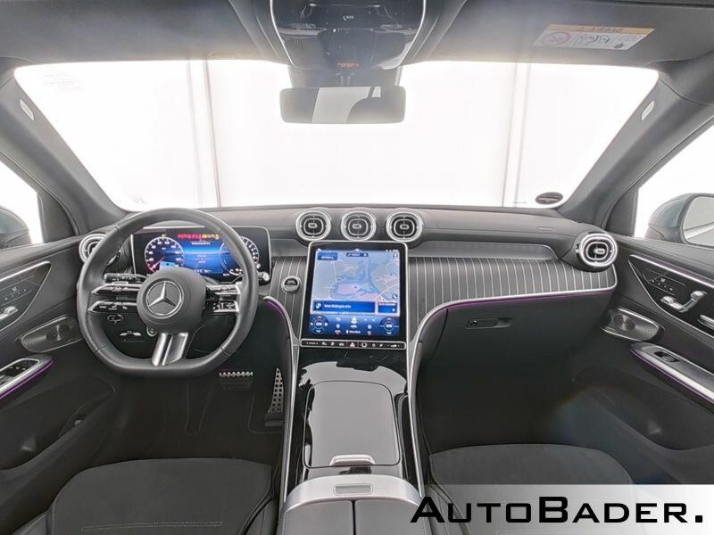Mercedes-Benz GLC 300 e 4M AMG PSD Burmester AHK DISTR DC 360°