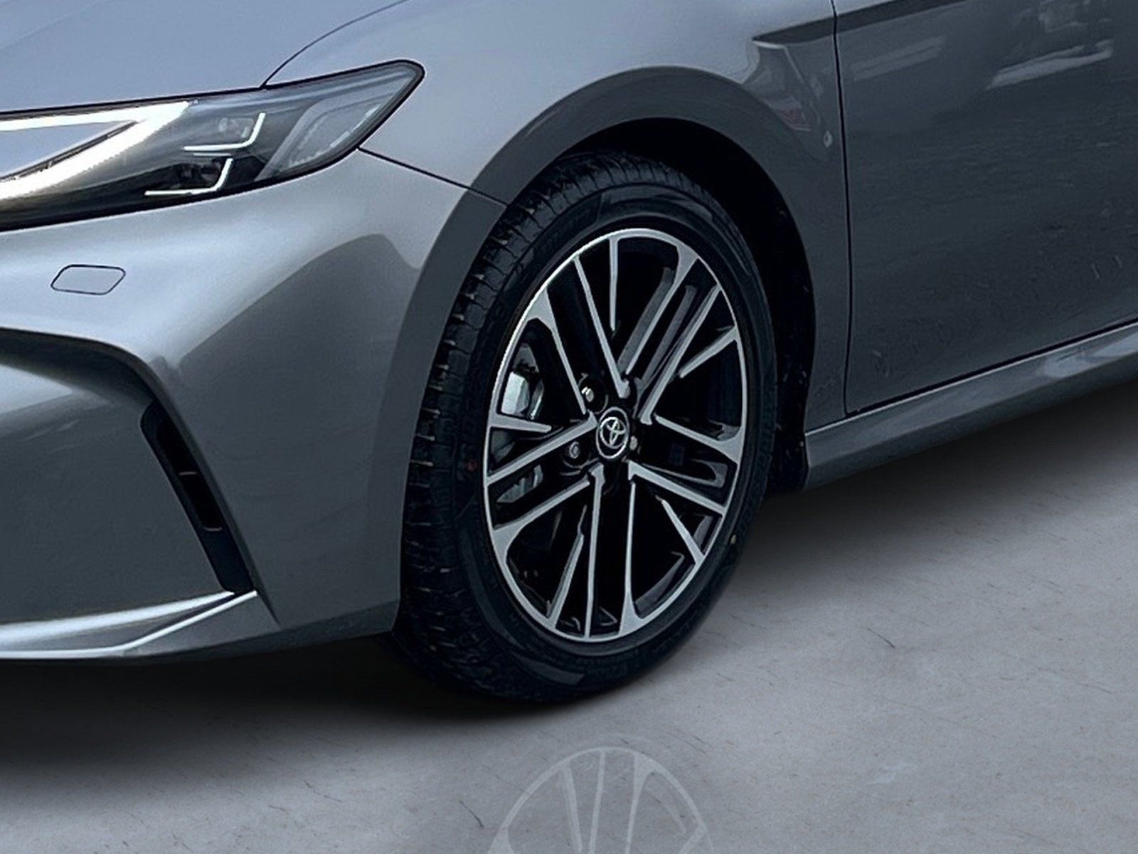 Toyota Camry 2.5 Hybrid Executive Navi+Kamera+LED+Winte