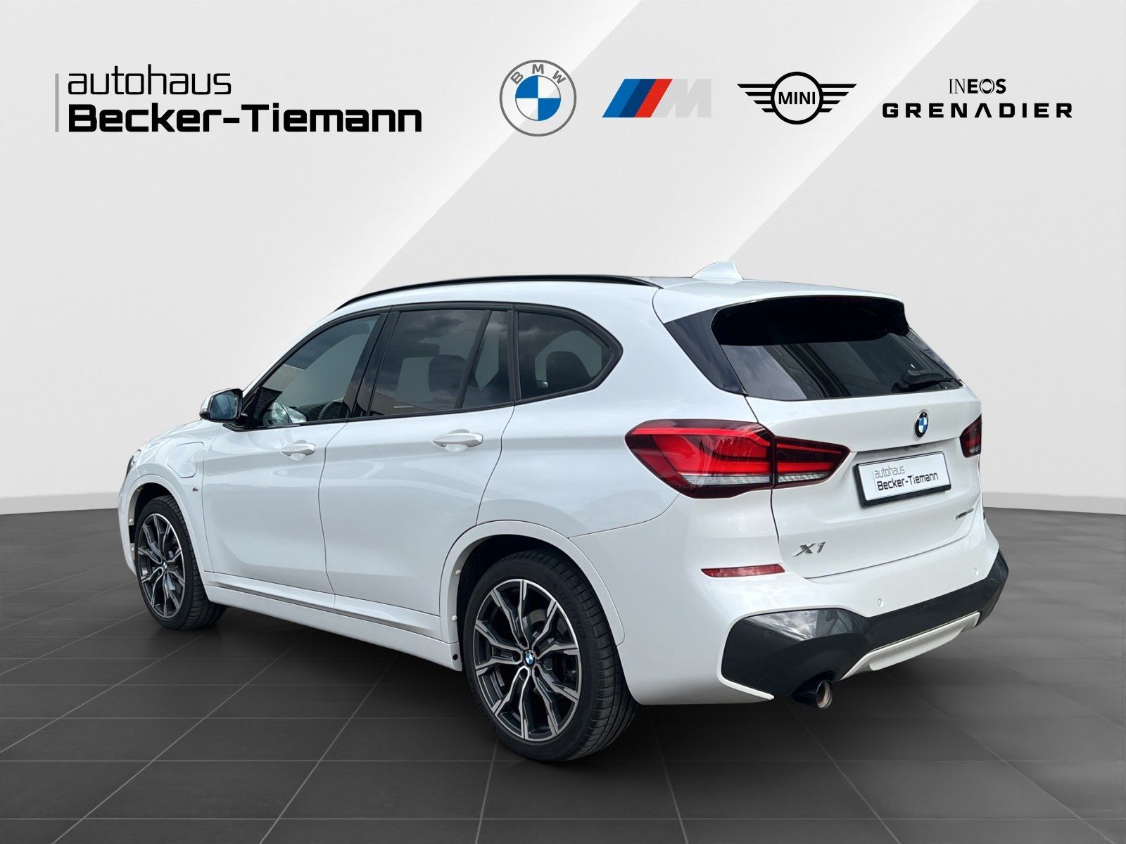 BMW X1 xDrive25e - Samsaru's Car Outlet