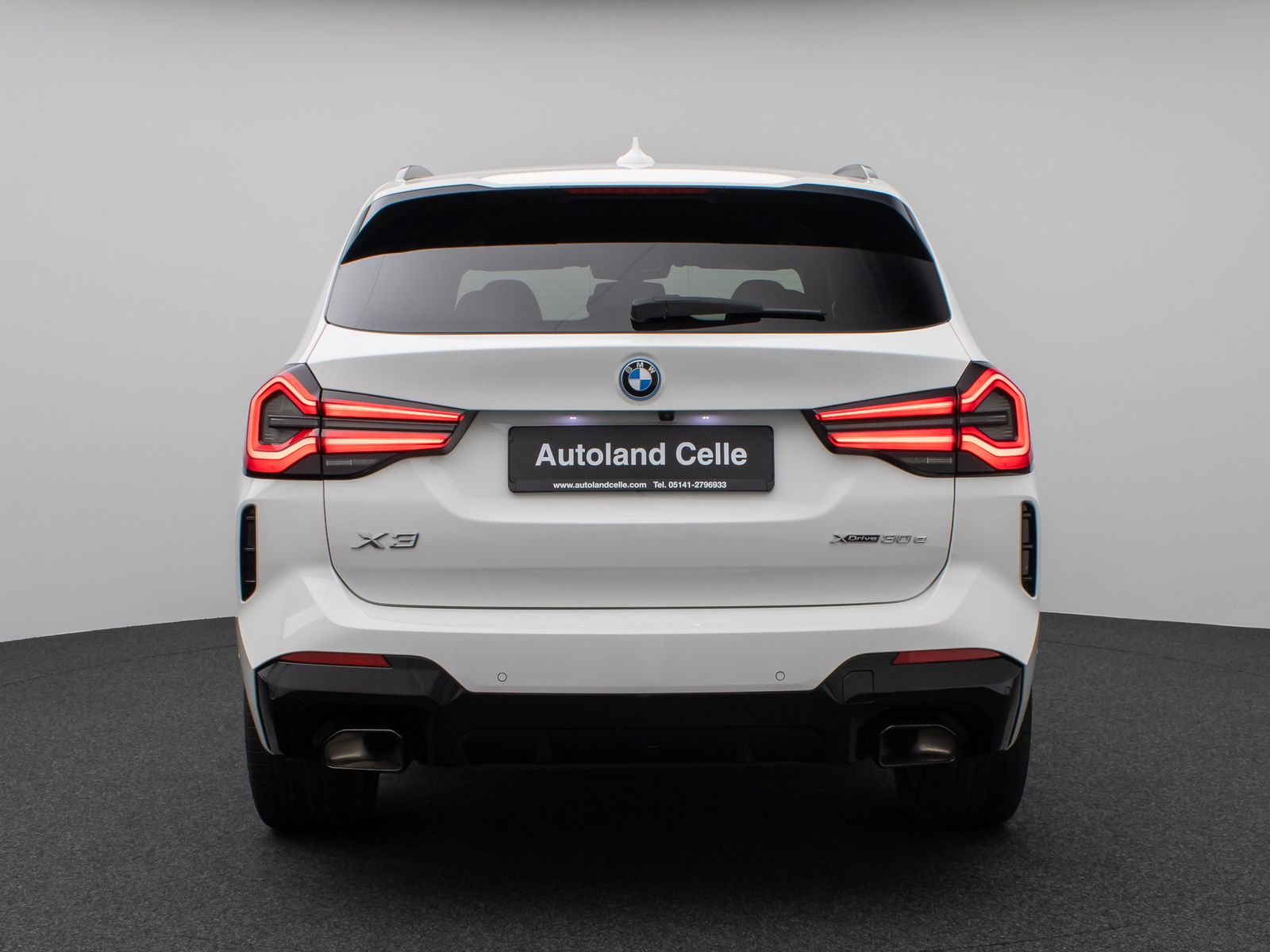 BMW X3 xD30e M Sport - Samsaru's Car Outlet