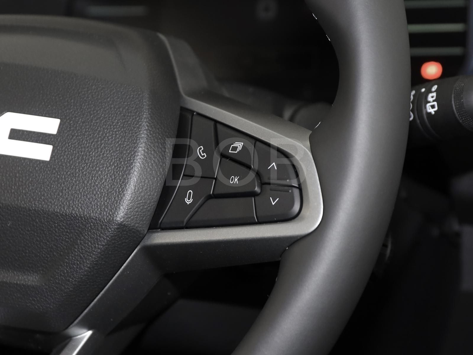 Dacia Duster FL24 Journey TCe 130 - Samsaru's Car Outlet