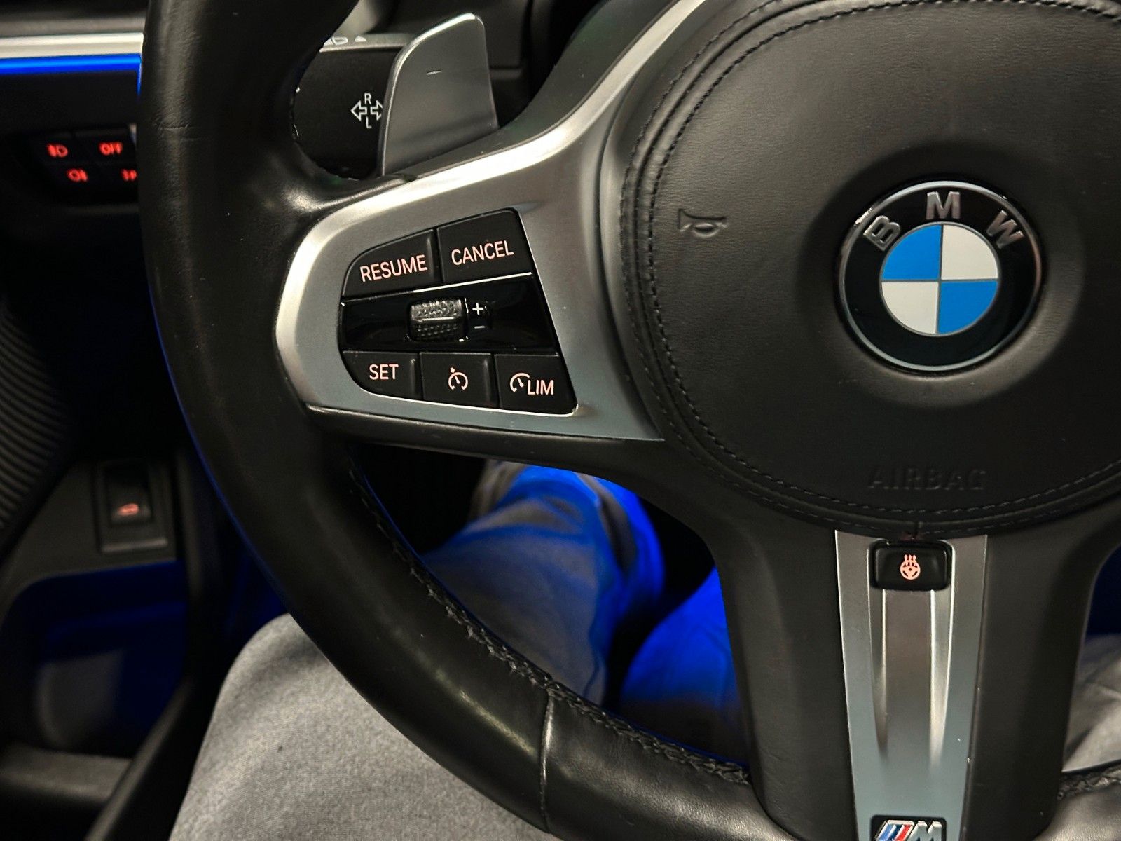 BMW 320d xDrive Sport Line - Samsaru's Car Outlet