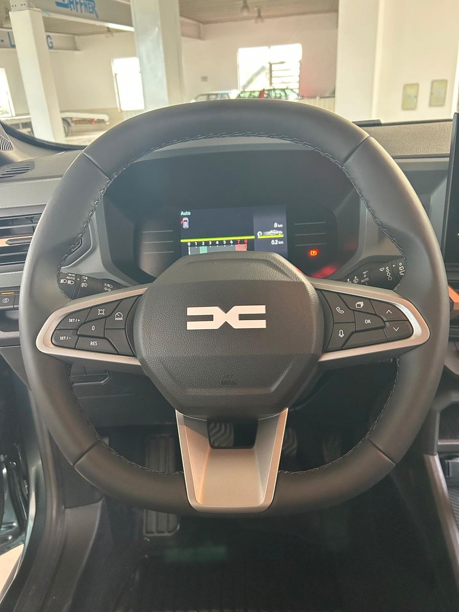 Dacia Duster TCe 130 4x4 - Samsaru's Car Outlet