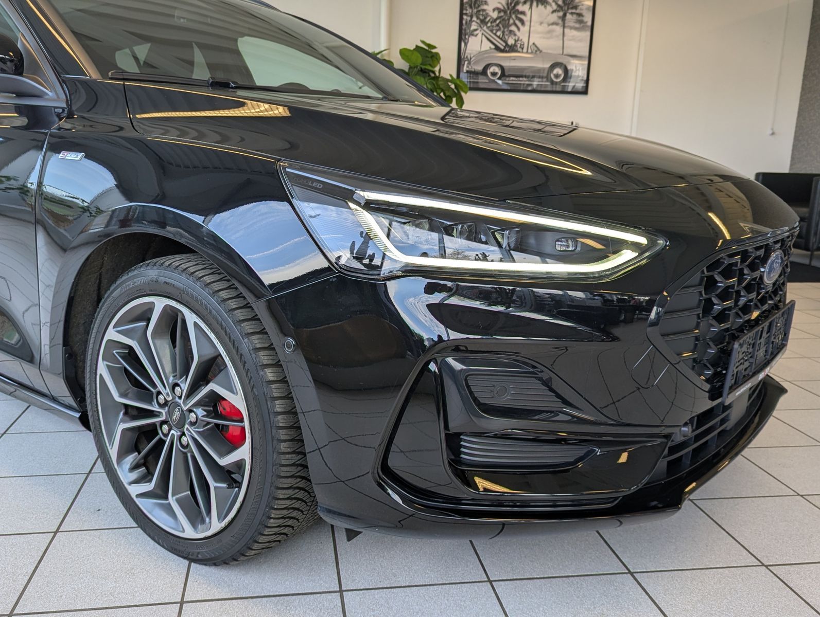 Ford Focus 1.0 ST-Line X Styling Matrix B&O Pano 18"