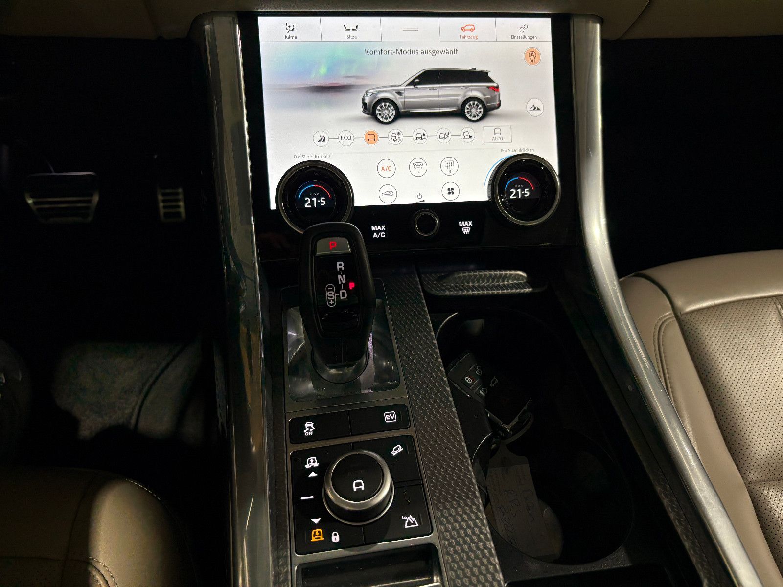 Range Rover Sport HSE Dynamic Hybrid - Samsaru's Car Outlet