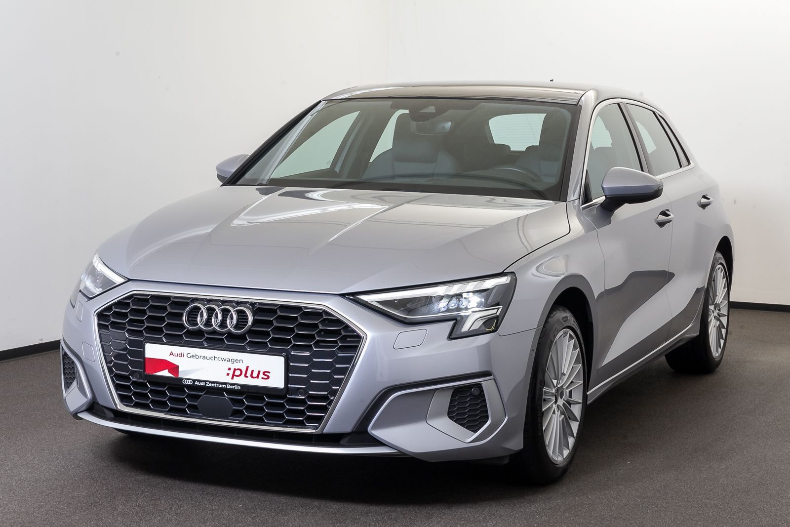 Audi A3 Sportback advanced 35 TFSI S tr. LED PANO RFK
