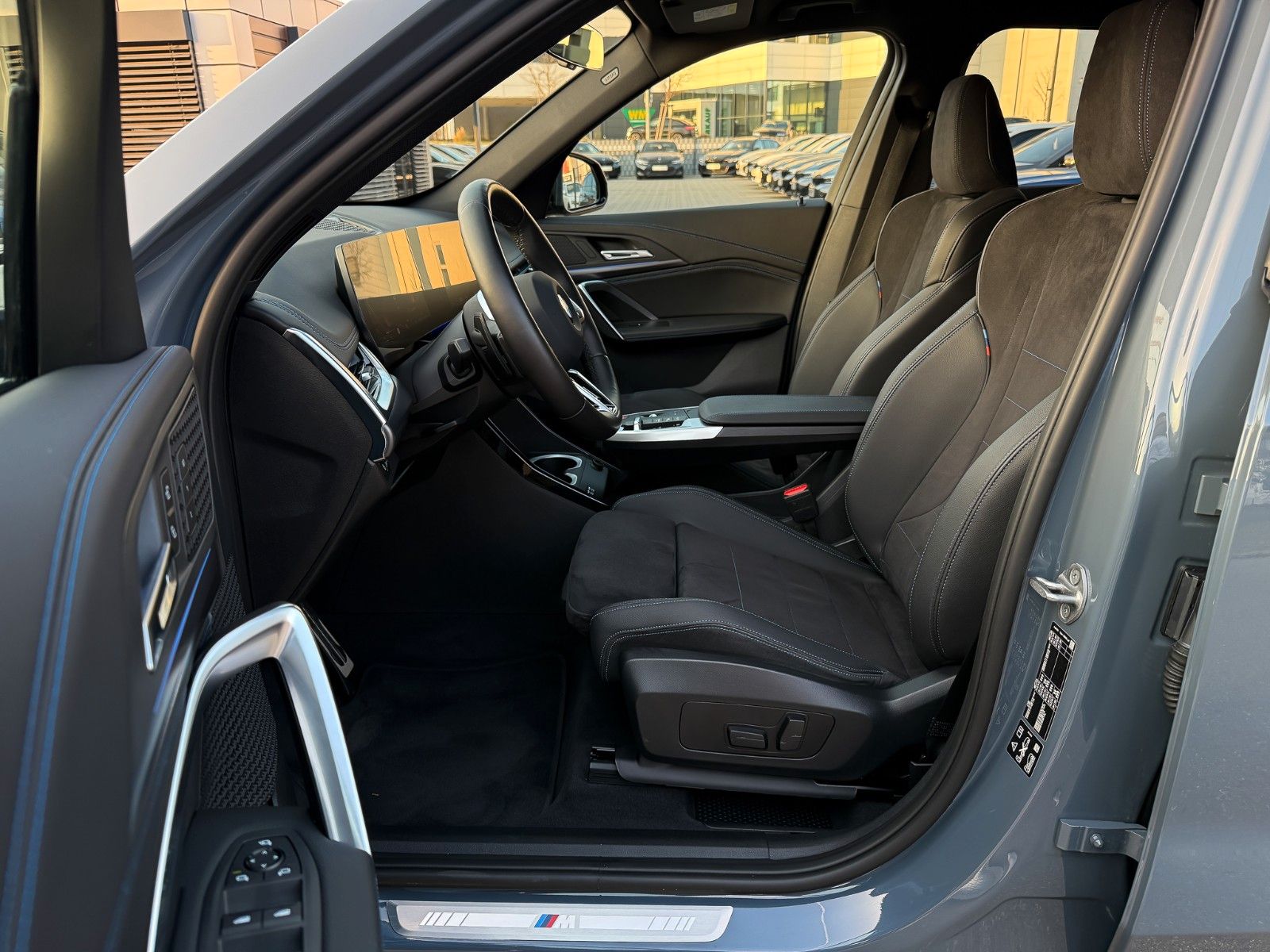 BMW X1 23 d xDrive M Sport - Samsaru's Car Outlet