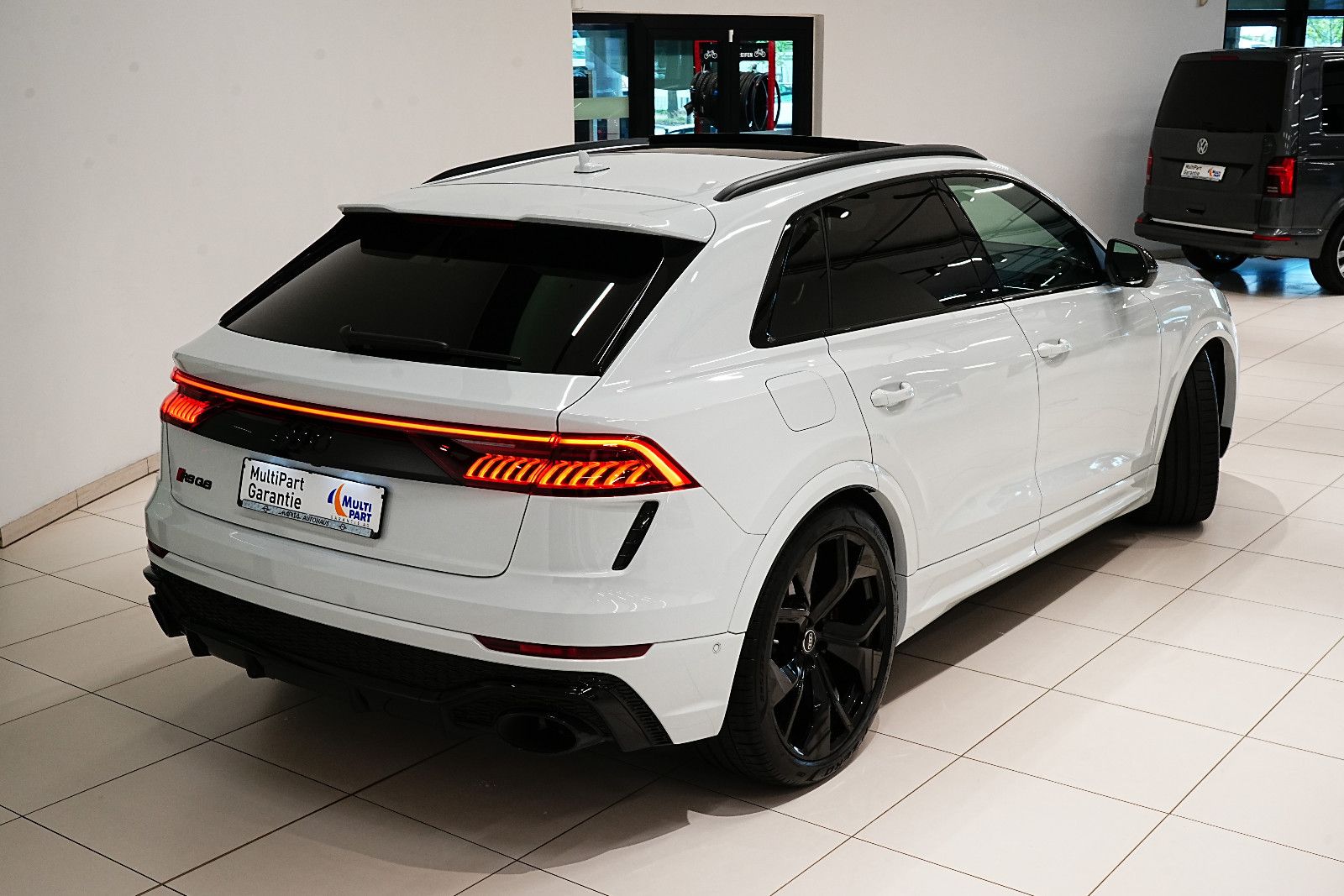 Audi RSQ8 4.0|HUD|KERAMIK|CARBON|SOFT|LUFT|3D|MASSAG|