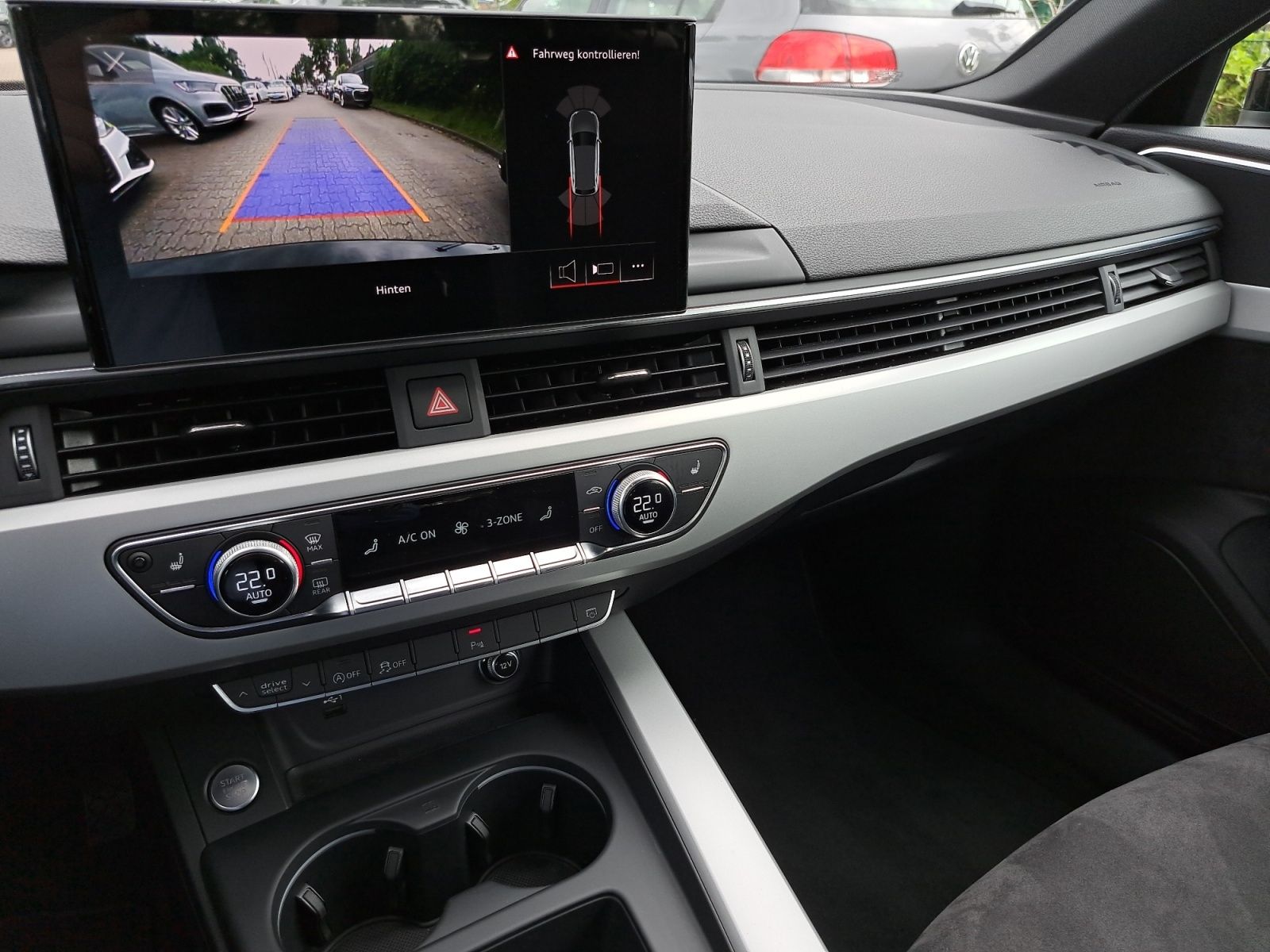 Audi A4 Avant advanced 40 TFSI S tronic - Samsaru's Car Outlet