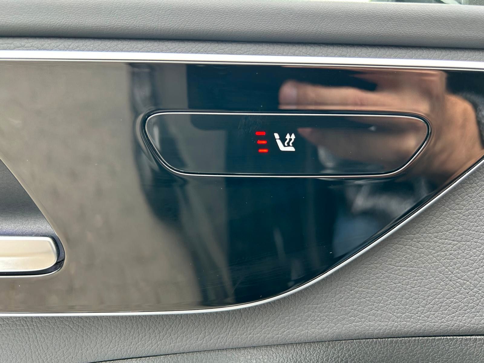 Mercedes-Benz C 220 d AMG Line - Samsaru's Car Outlet