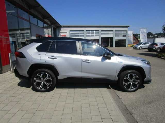 Toyota RAV4 Plug-in Hybrid - Samsaru's Car Outlet