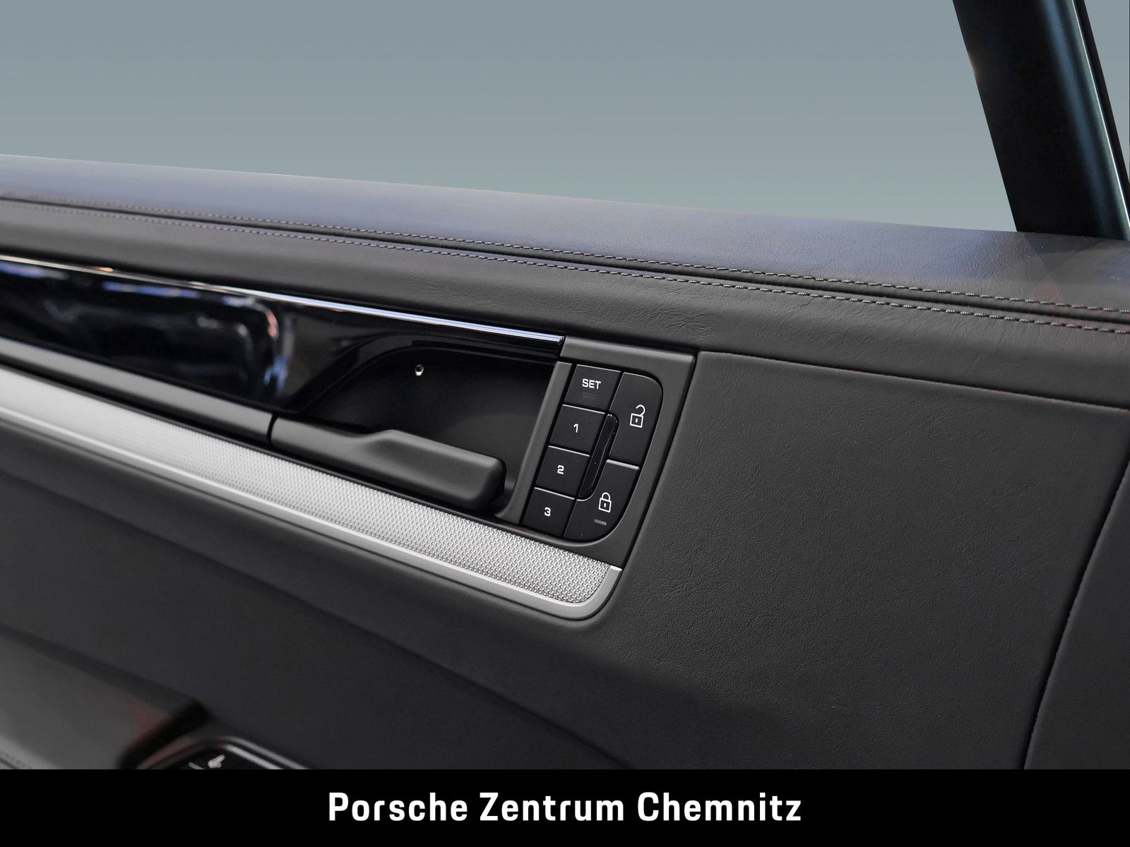 Porsche Cayenne E-Hybrid Luft;BOSE;Pano;14-Wege Sitze