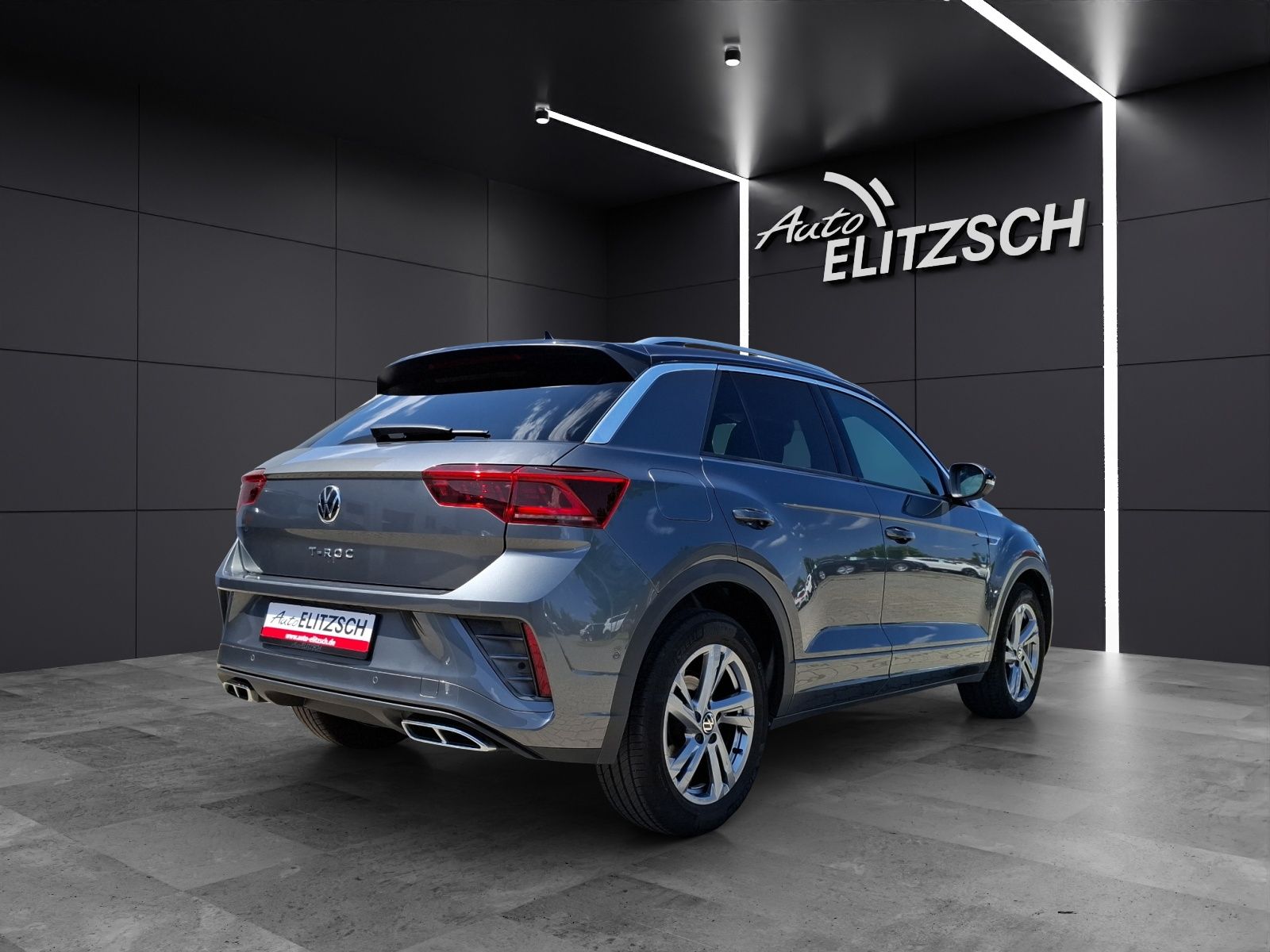 Volkswagen T-Roc TSI R-Line DSG 4M - Samsaru's Car Outlet