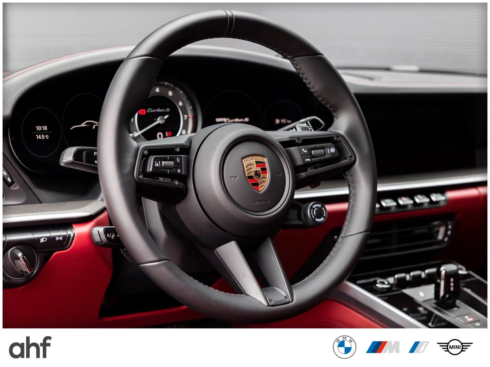 Porsche 992 911 Turbo S PDLS+PCCB+LIFT+SAGA+ACC+GSD+360°