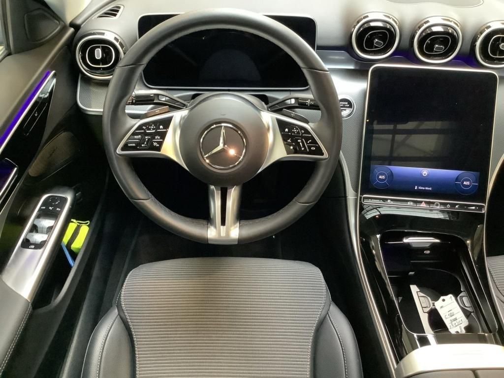Mercedes-Benz C 180 Avantgarde - Samsaru's Car Outlet