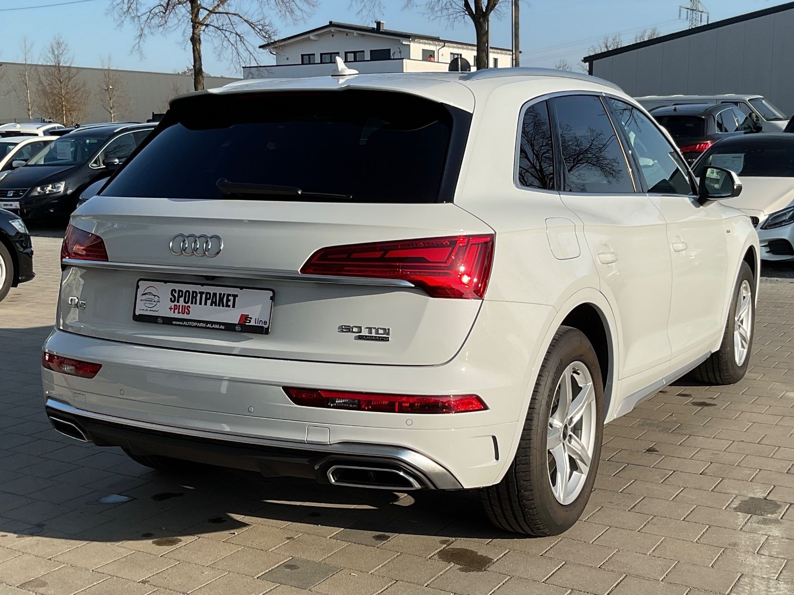 Audi Q5 50 TDI quattro S line - Samsaru's Car Outlet