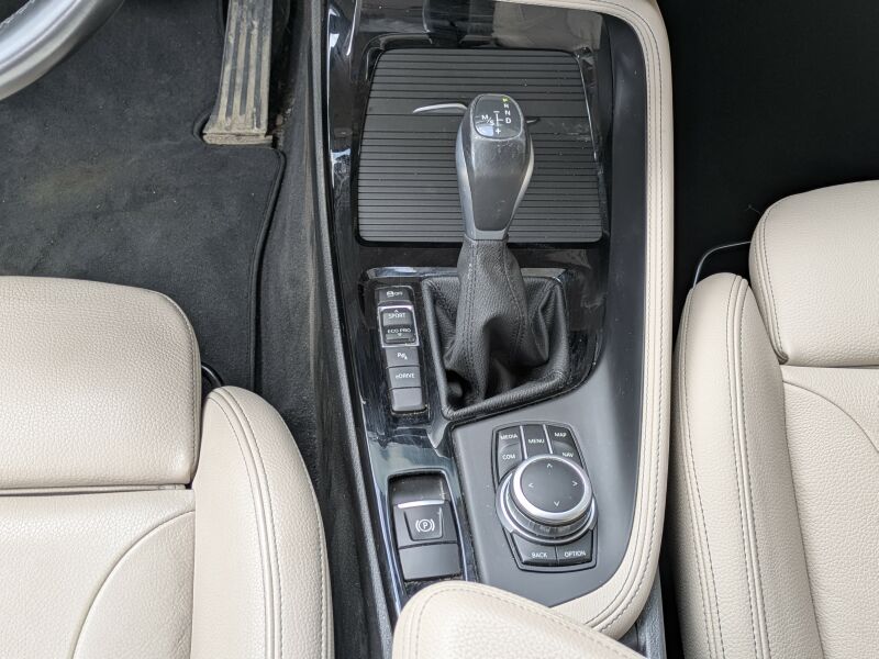 BMW X1 xDrive25e Sport Line - Samsaru's Car Outlet