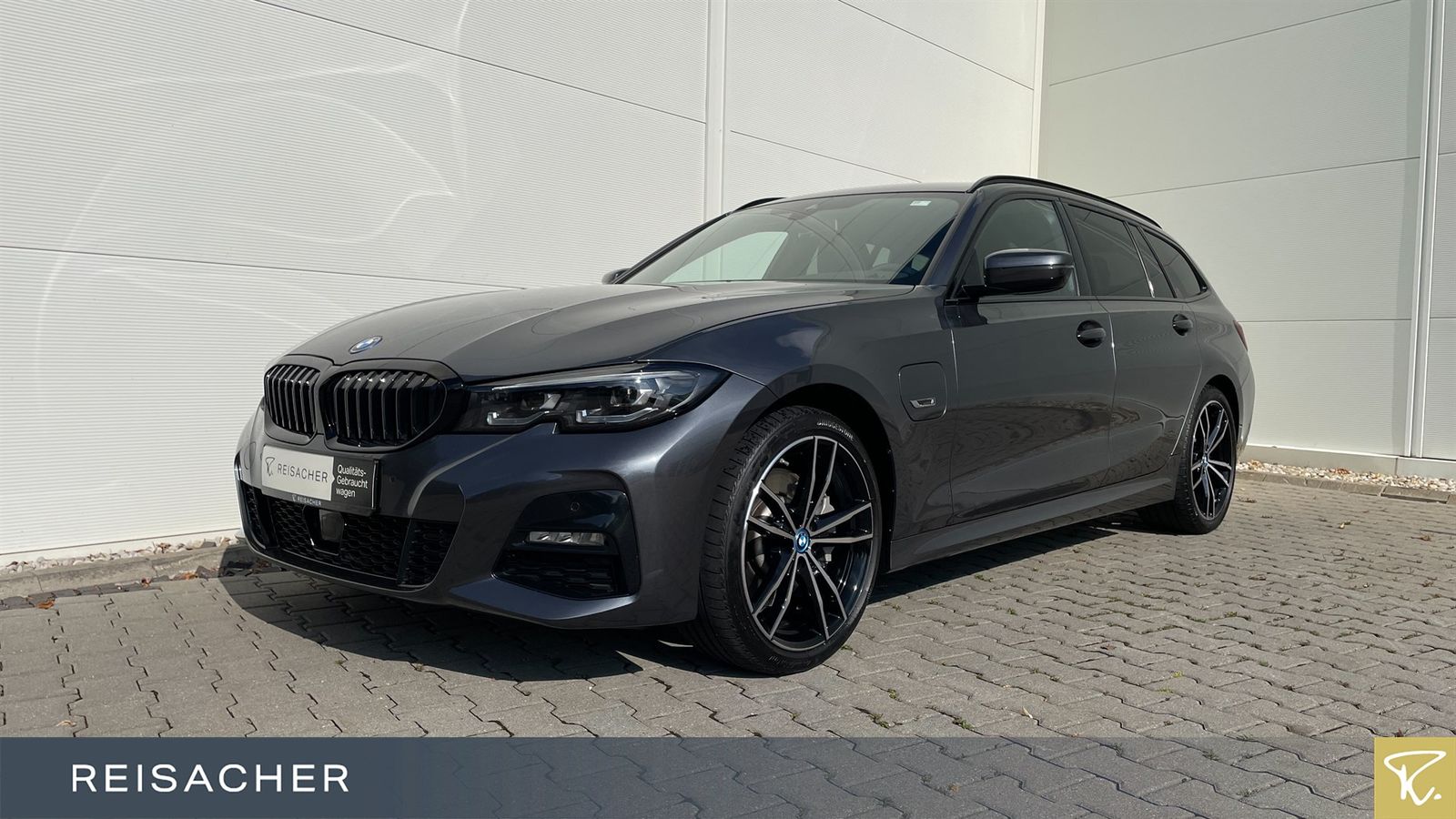 BMW 330e A xDrive M Sport - Samsaru's Car Outlet