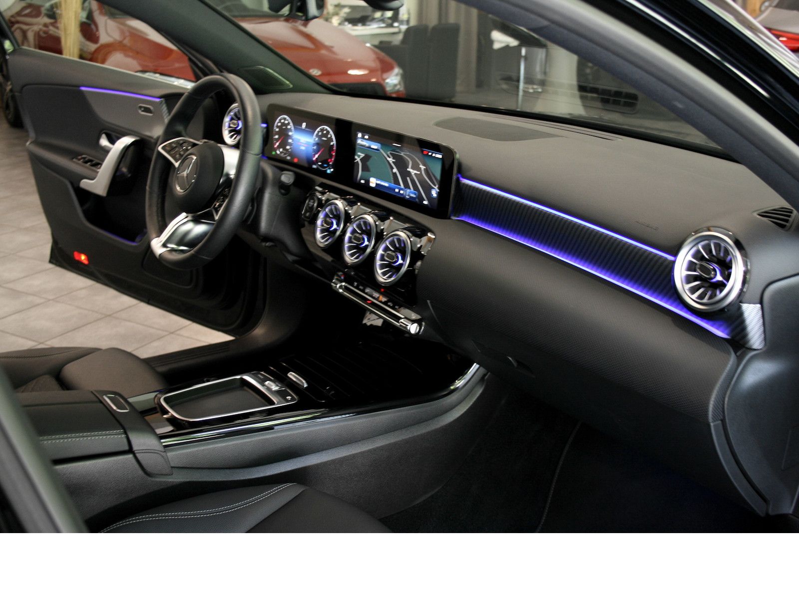 Mercedes-Benz A 180 Progres. Line Advanced Plus - Samsaru's Car Outlet