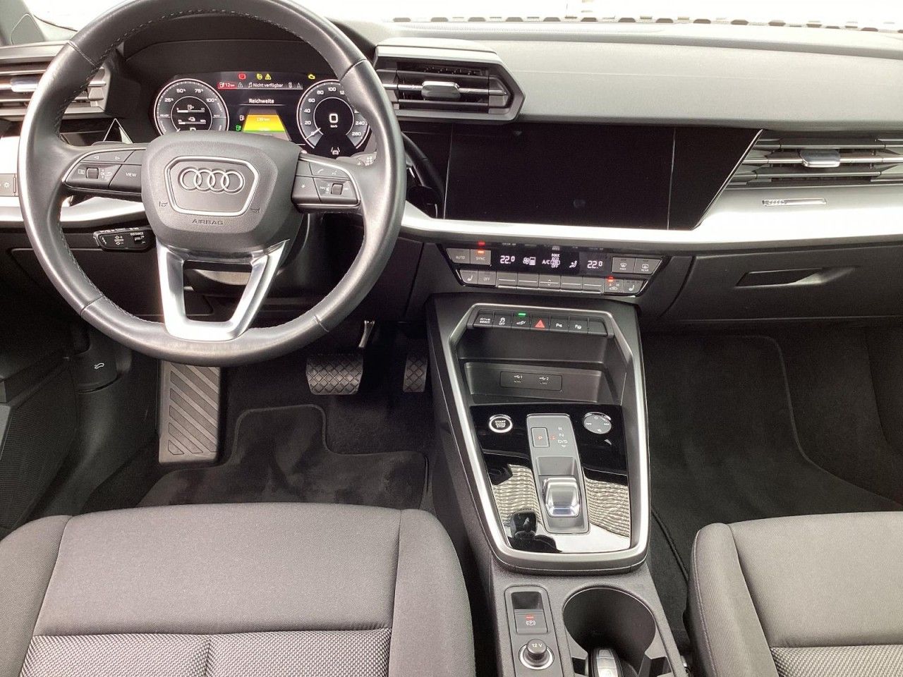 Audi A3 Sportback 40 TFSI e S tronic LED Navi ACC AHK