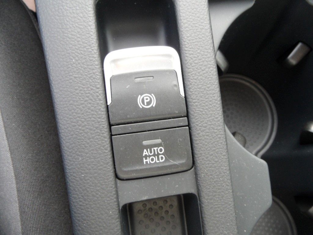 Volkswagen Passat 2.0 TDI SCR DSG - Samsaru's Car Outlet