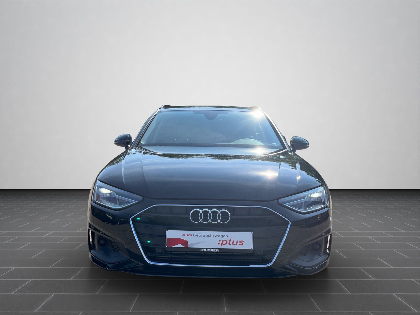 Audi A4 Avant 35 TFSI - Samsaru's Car Outlet