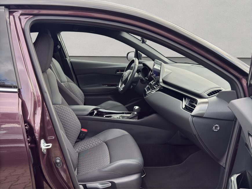 Toyota C-HR 2.0 Hybrid Team Deutschland