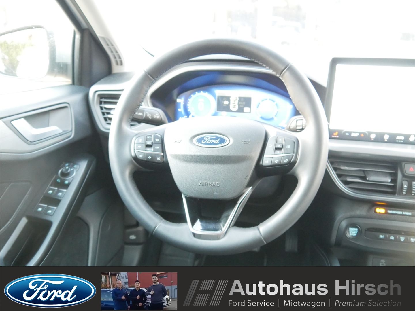 Ford Focus Turnier Titanium X AHK-klappbar Navi Dig.